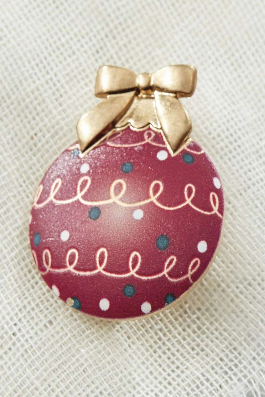 Accessories & Home * | Festive Holiday Pins